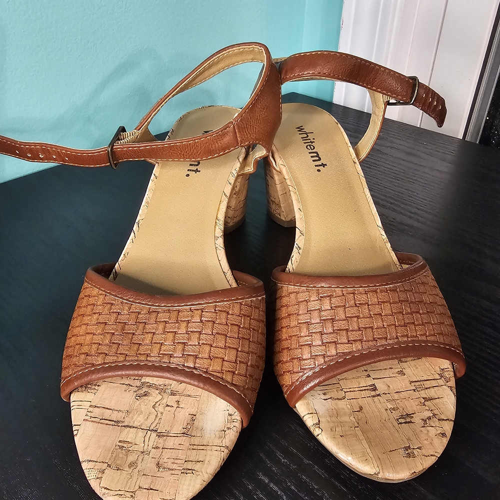 White Mountain 'Elise' Brown Strappy Sandals w/ Cork Heel Women's Size 7.5